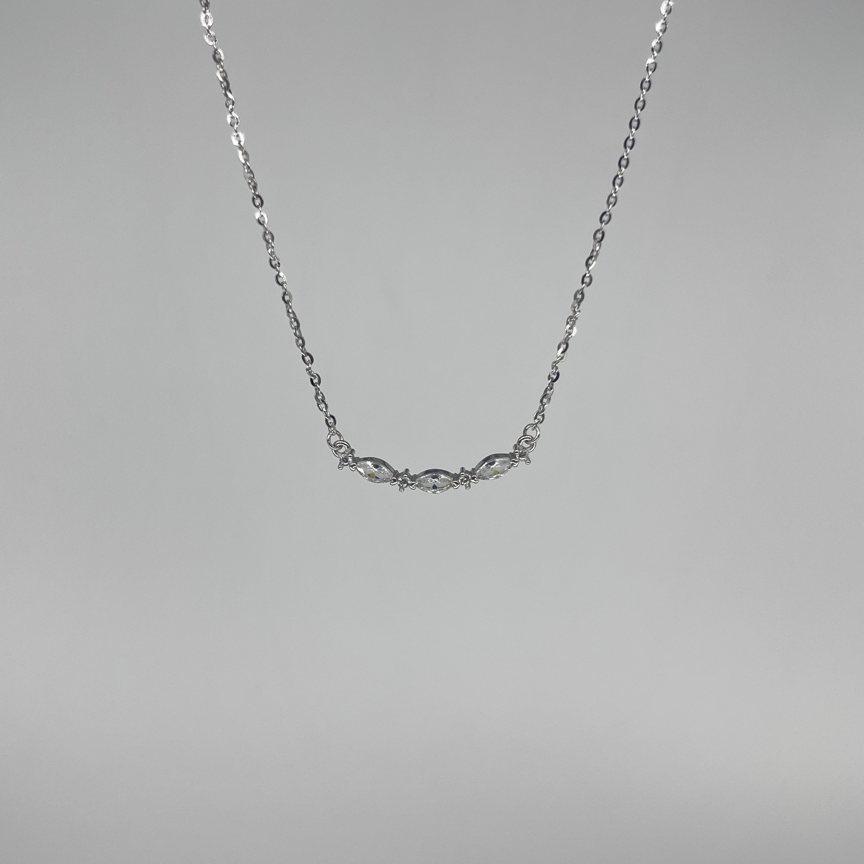 Collier Amara