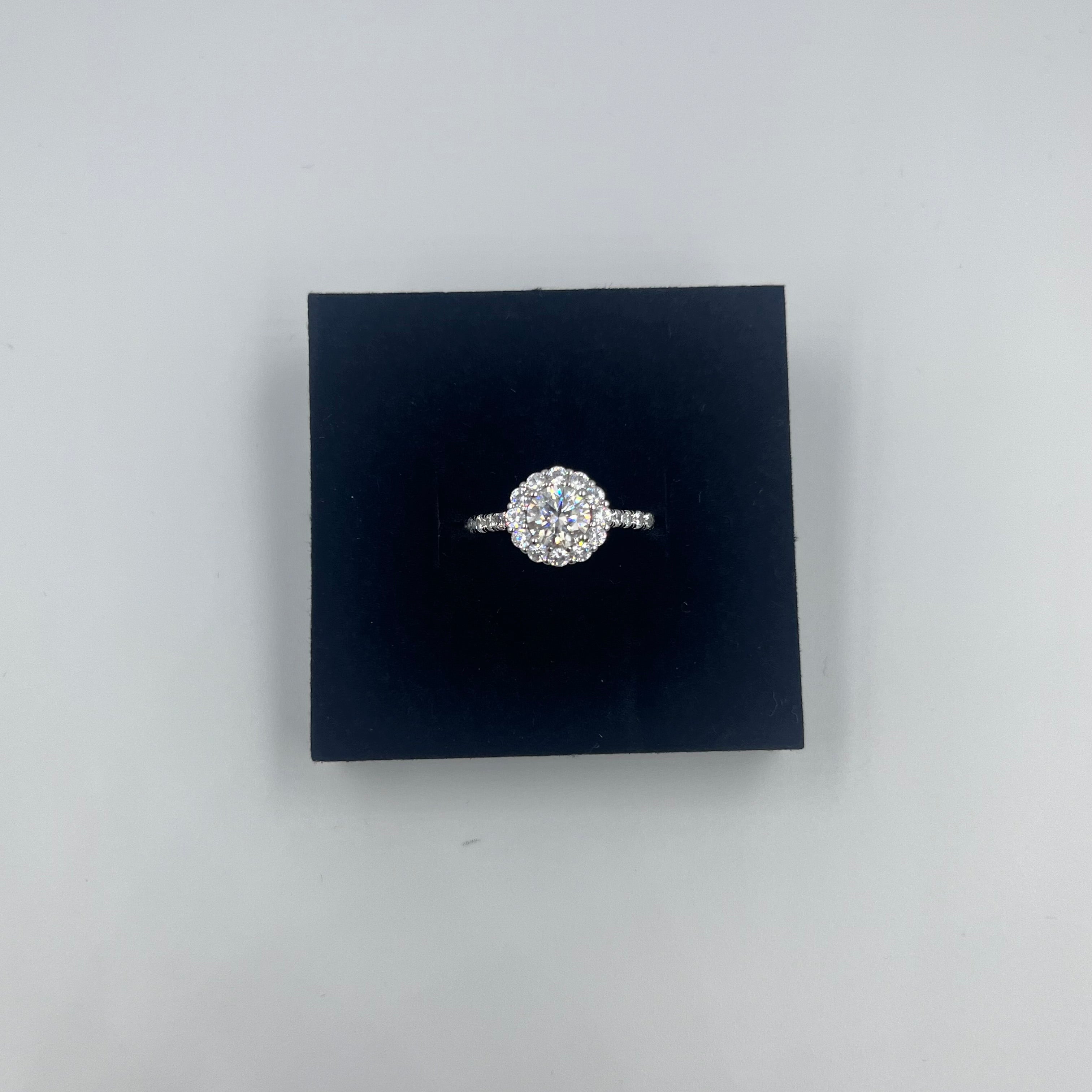 Bague Azra