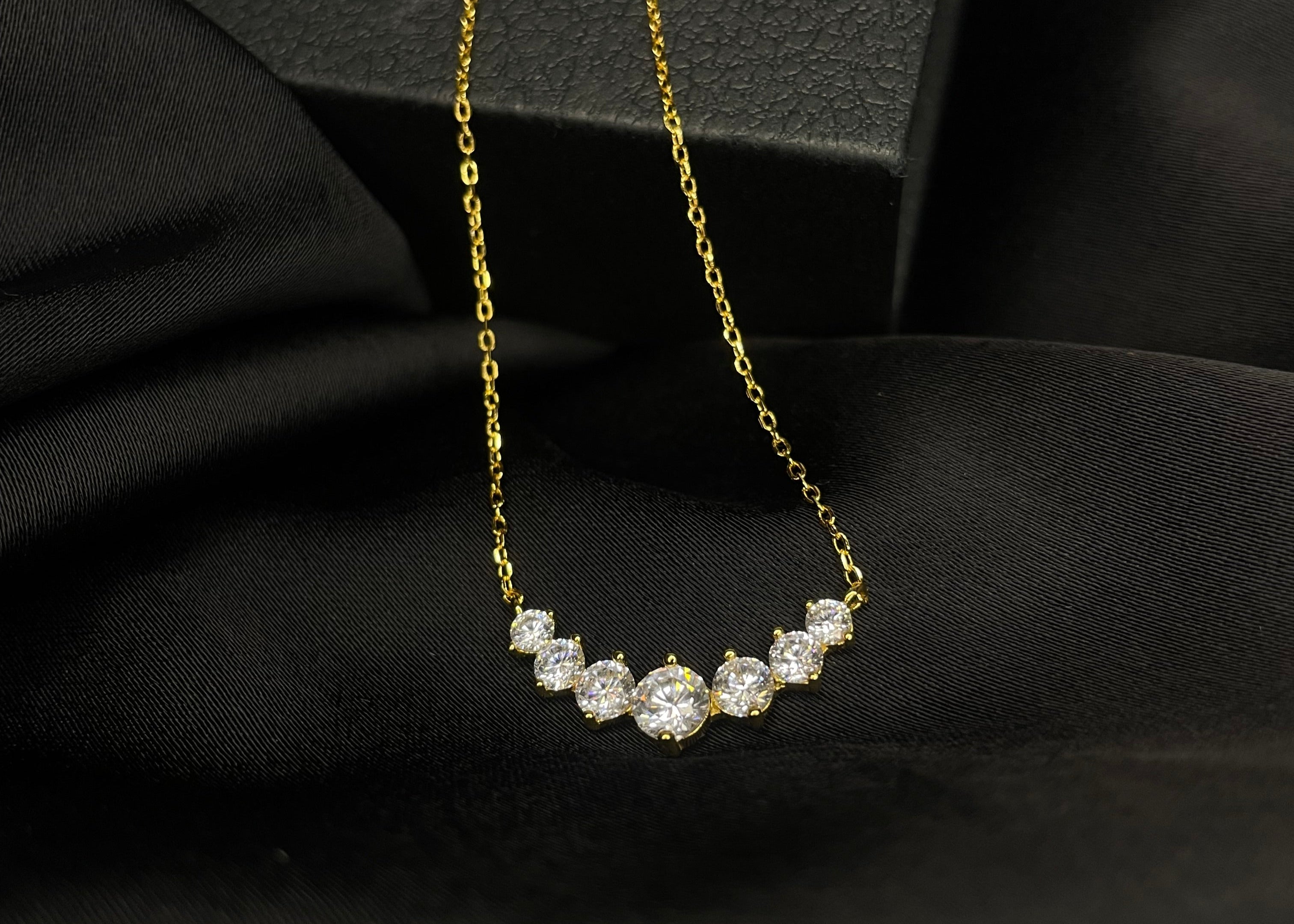 Collier Nayela